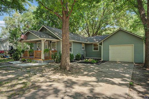 302 Masche St, Silver Lake, KS, 66539-9621 | Card Image