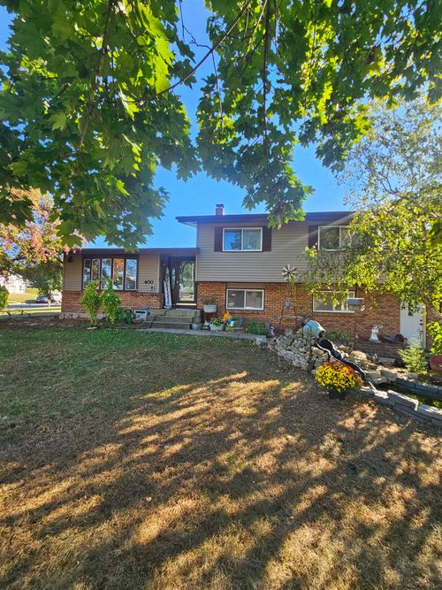 400 Hill Dr, Boscobel, WI, 53805-1801 | Card Image