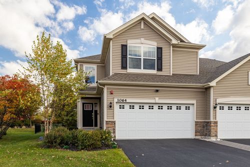 1064 Canary Ave, Yorkville, IL, 60560-7104 | Card Image