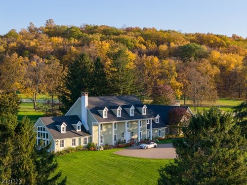 112 Quarry Rd, Sussex, NJ, 07461-3820 | Card Image