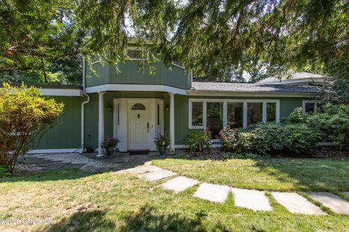 10 Steep Hollow Ln, Cos Cob, CT, 06807-1514 | Card Image