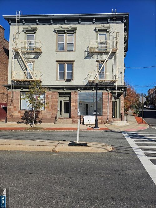 41 Glenridge Ave, Montclair, NJ, 07042-6705 | Card Image