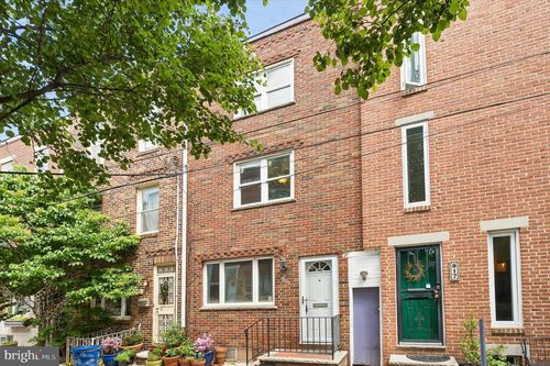 819 League St, PHILADELPHIA, PA, 19147-4714 | Card Image