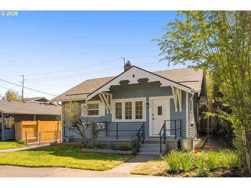 2122 Se Ellis St, Portland, OR, 97202-5123 | Card Image
