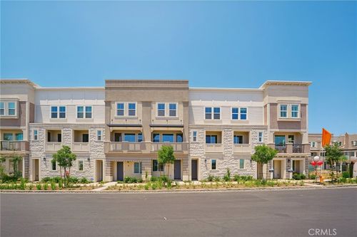 151 Towns Ave, Upland, CA, 91786-6059 | Card Image