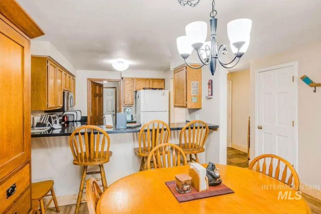 UNIT-19 - 1630 Davis Ave, Condo with 2 bedrooms, 1 bathrooms and 1 parking in McCall ID | Image 5