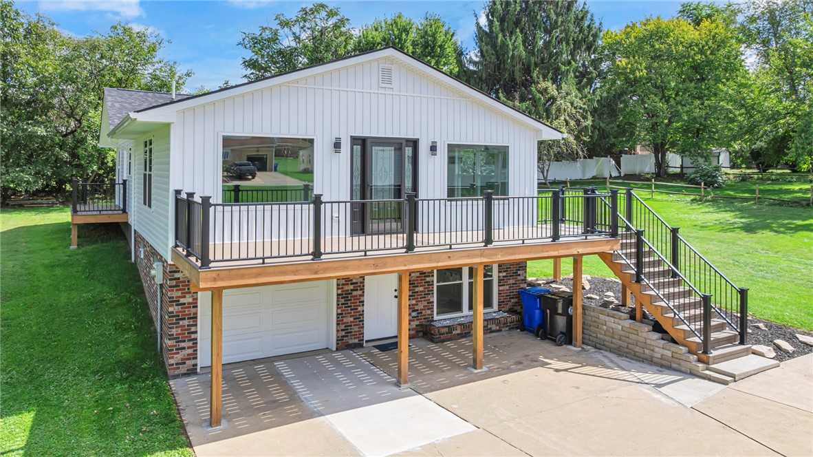 1289 Chestnut St, For Sale in Monaca - eXp Realty