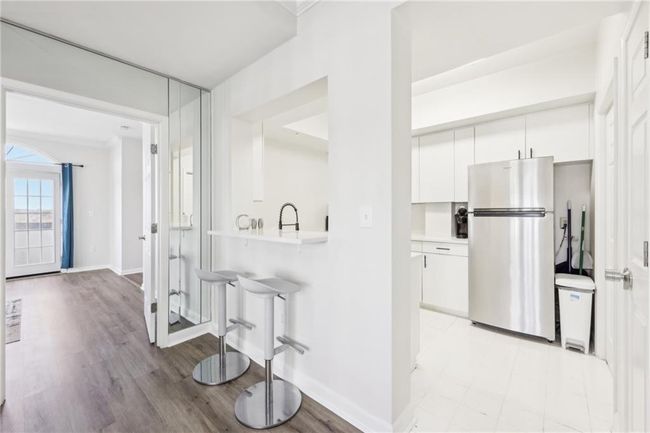APT-405 - 2161 Peachtree Rd Ne, Condo with 2 bedrooms, 2 bathrooms and 1 parking in Atlanta GA | Image 11