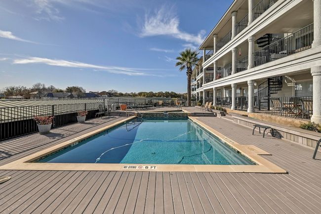 UNIT-11 - 2509 Diagonal, Condo with 2 bedrooms, 2 bathrooms and 3 parking in Horseshoe Bay TX | Image 14