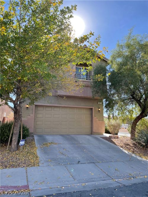 3753 Hollycroft Dr, North Las Vegas, NV, 89081-6634 | Card Image