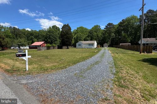 15644 Rock Point Rd, NEWBURG, MD, 20664-6611 | Card Image