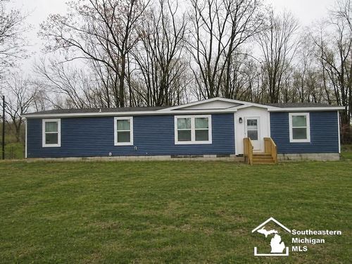 8575 N Rollin Hwy Highway, Woodstock Township, MI, 49220 | Card Image