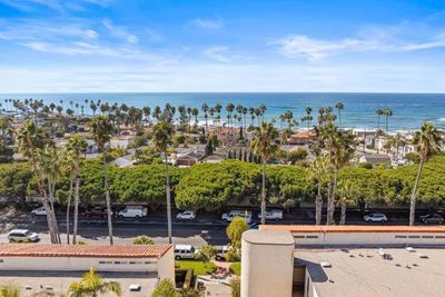 146 - La Jolla Boulevard, Condo with 1 bedrooms, 1 bathrooms and 1 parking in La Jolla CA | Image 2