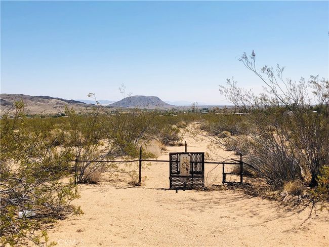2 Geronimo Trl, Home with 0 bedrooms, 0 bathrooms and null parking in Landers CA | Image 7