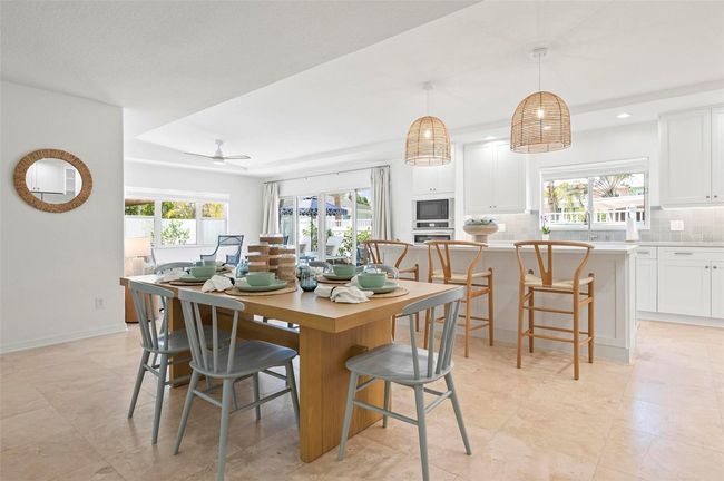 204 75 Th St, House other with 3 bedrooms, 2 bathrooms and null parking in HOLMES BEACH FL | Image 20