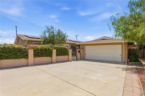 224 S Mills Ave, Claremont, CA, 91711-5036 | Card Image
