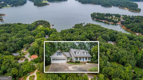 2436 Thompson Mill Rd, Gainesville, GA, 30506-1824 | Card Image
