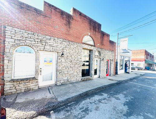 198 East Court Street, Lawrenceburg, KY, 40342 | Card Image