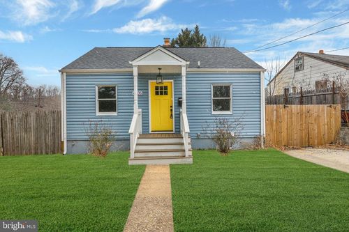 4305 Garrett Park Rd, SILVER SPRING, MD, 20906-4834 | Card Image