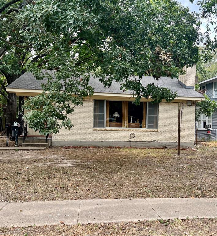 5th Ave, Corsicana, TX 75110