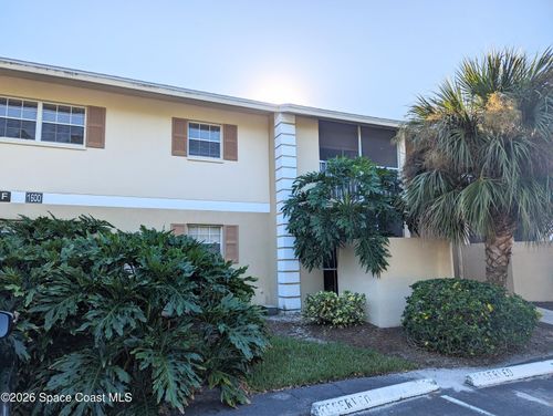 1600 Sunny Brook Ln Ne, Palm Bay, FL, 32905-6527 | Card Image