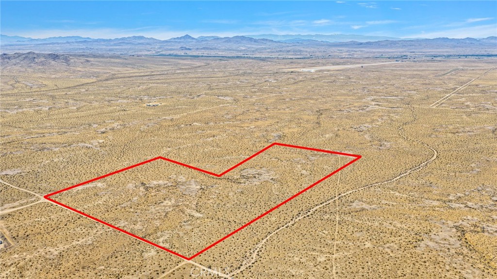 Land in Helendale