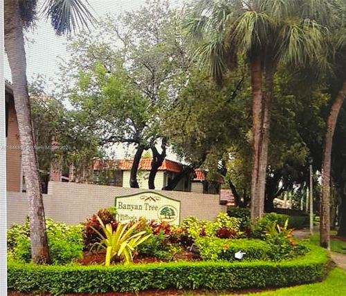 apt-101-9702 Hammocks Blvd, Miami, FL, 33196-1542 | Card Image