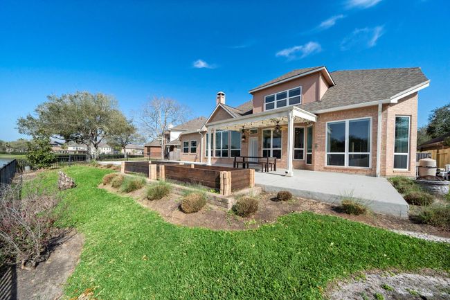 6310 Hidden Crest Way, House other with 5 bedrooms, 4 bathrooms and 2 parking in Sugar Land TX | Image 44