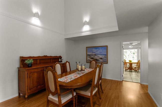 39 - 101 Parkside Dr, Townhouse with 3 bedrooms, 2 bathrooms and 2 parking in Port Moody BC | Image 5