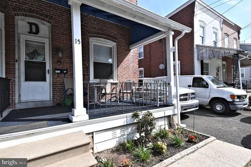 15 Egypt Rd, West Norriton, PA, 19403-3001 | Card Image
