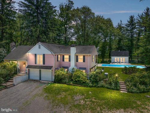 2692 Windy Bush Rd, NEWTOWN, PA, 18940-3601 | Card Image