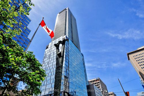 4203-488 University Ave, Toronto, ON, M5G0C1 | Card Image
