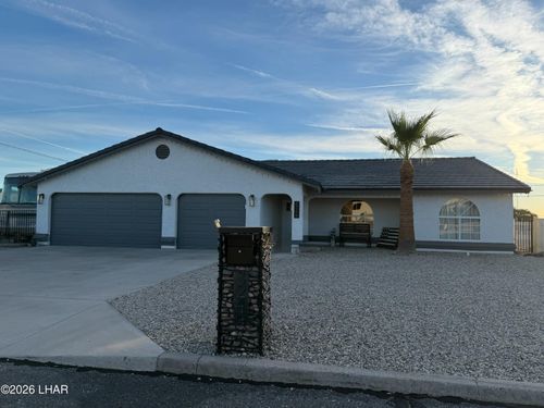 3244 Medicine Bow Dr, Lake Havasu City, AZ, 86406 | Card Image