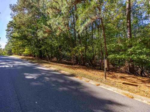 301 Carolina Club Dr, Spartanburg, SC, 29306-6605 | Card Image