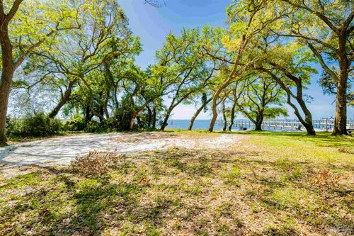 4503 Brickyard Bayou Rd, Gulf Breeze, FL, 32563-9234 | Card Image