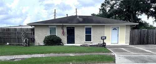 1013 Sandalwood Dr, Harvey, LA, 70058-4336 | Card Image