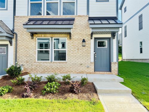 1736 Blanche St, Charlotte, NC, 28262-3879 | Card Image