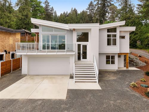 2528 Mill Bay Rd, Mill Bay, BC, V8H1C6 | Card Image
