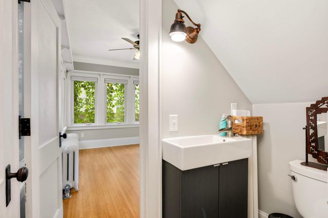Half Bathroom | Image 8
