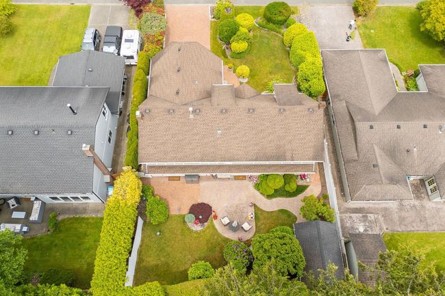 Aerial perspective of suburban area | Image 34