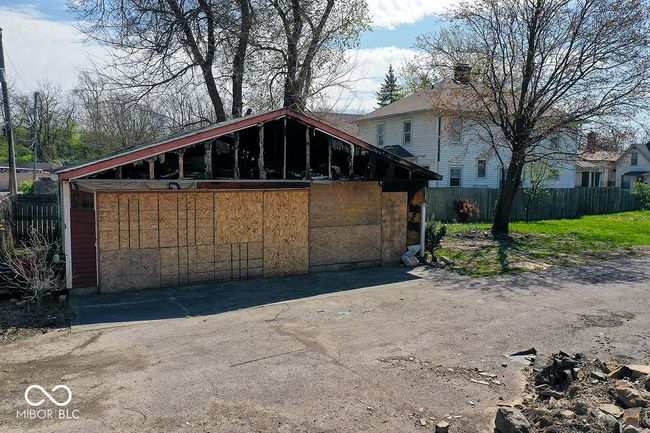 3320 E New York St, House other with 2 bedrooms, 1 bathrooms and null parking in Indianapolis IN | Image 12