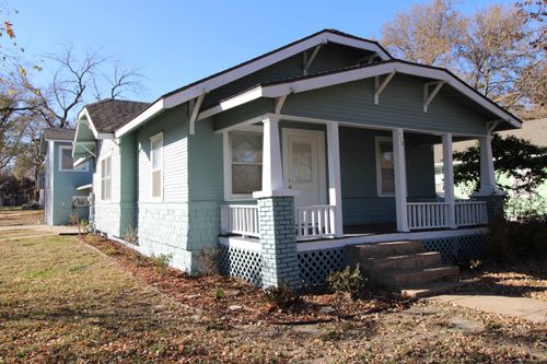 803 & 803 1/2 N Taylor St, El Dorado, KS, 67042 | Card Image