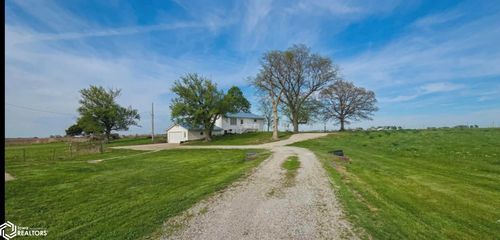 2109 235th St, Mount Pleasant, IA, 52641-8002 | Card Image