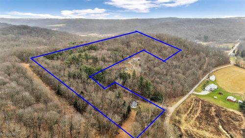 32762 Township Road 22e, Killbuck, OH, 44637-9606 | Card Image