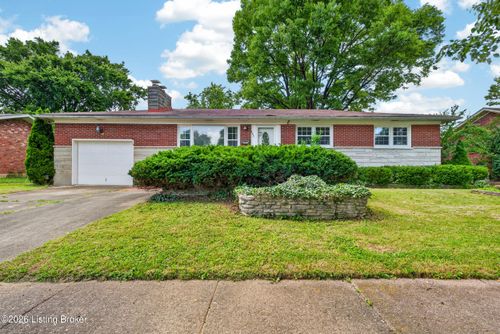 4031 Blossomwood Dr, Louisville, KY, 40220-1112 | Card Image