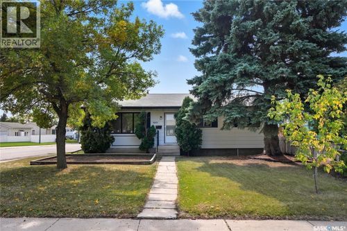 3803 Miyo-Wâhkôhtowin Rd, Saskatoon, SK, S7L5T1 | Card Image