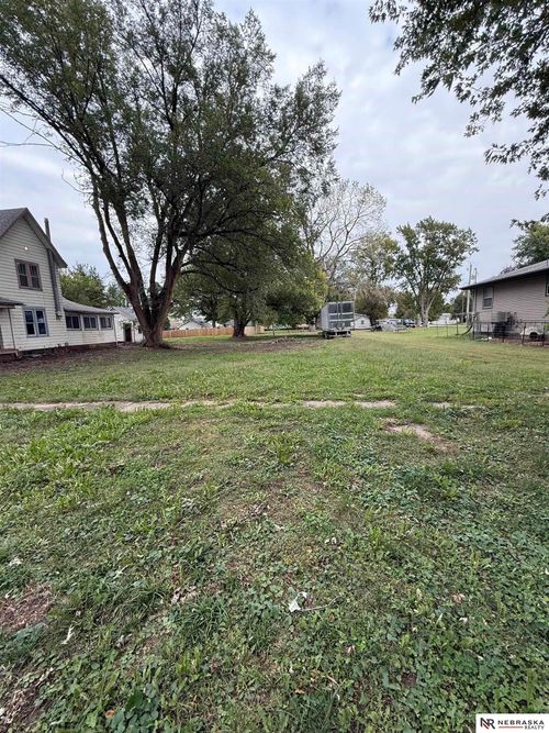 403 Maple St, Silver City, IA, 51571-3014 | Card Image