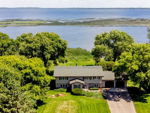 1197 Trisco Cove Dr Se, Osakis, MN, 56360-8366 | Card Image