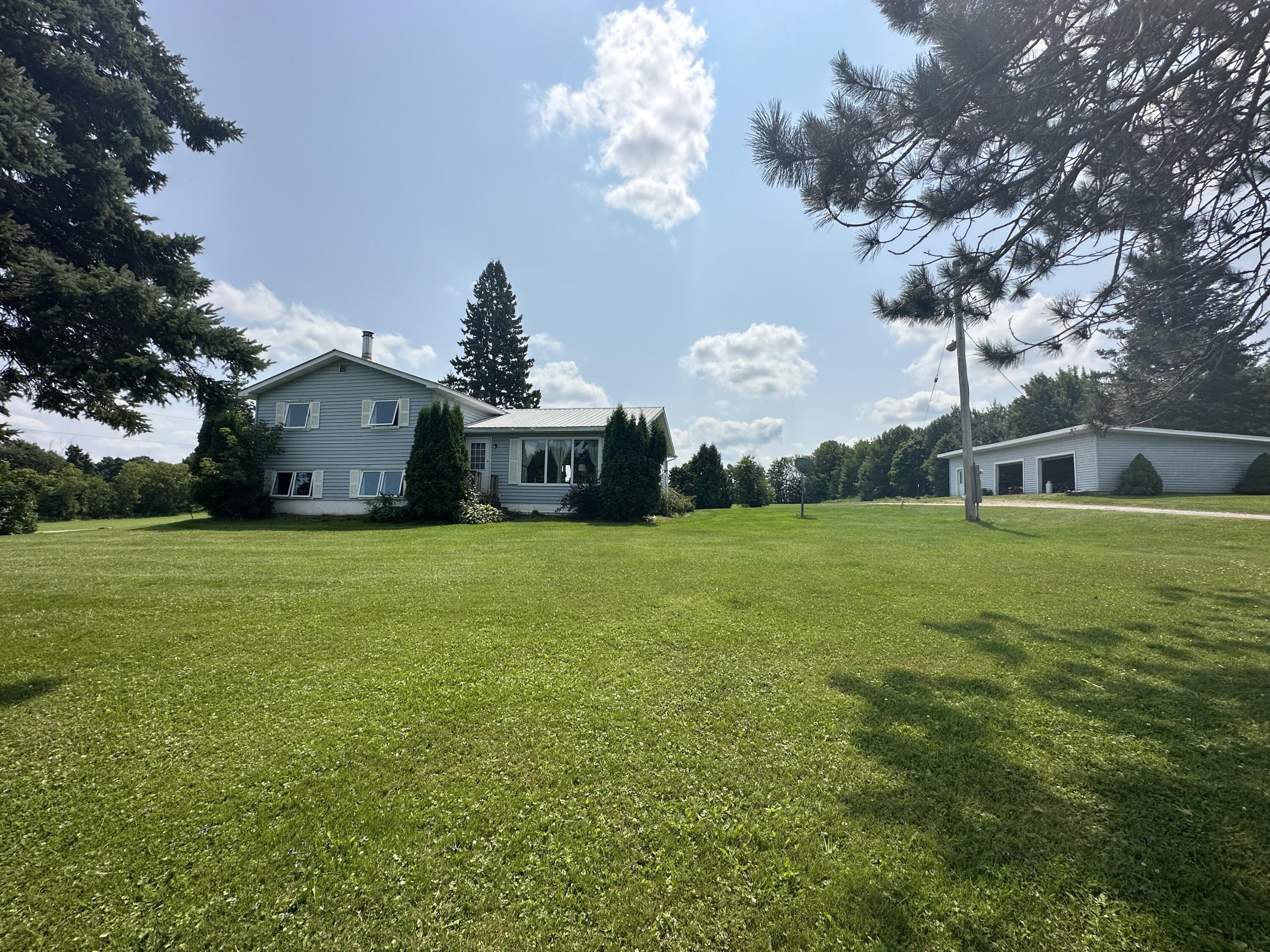 Baker Rd, Ellenburg Depot, NY 12935