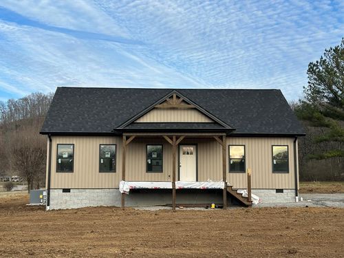 123 Butler Ln, Gainesboro, TN, 38562-6021 | Card Image